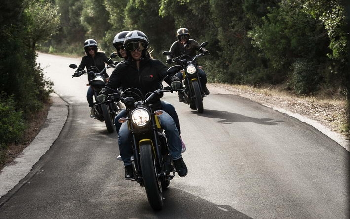 2015款杜卡迪scrambler电脑壁纸