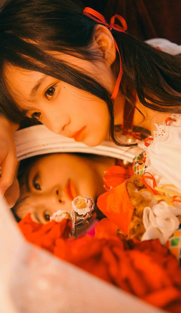 唯美烛光下可爱女生图片