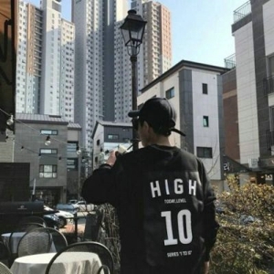 让我再重新追你一回吧 小清新清纯帅气小男生头像