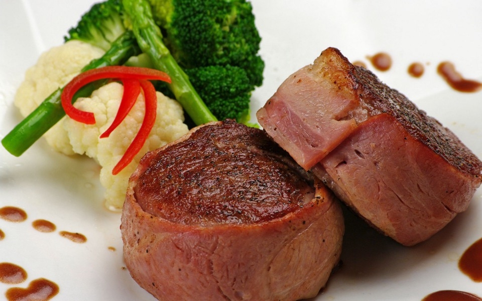 肉食者福利大块大块的美味牛排