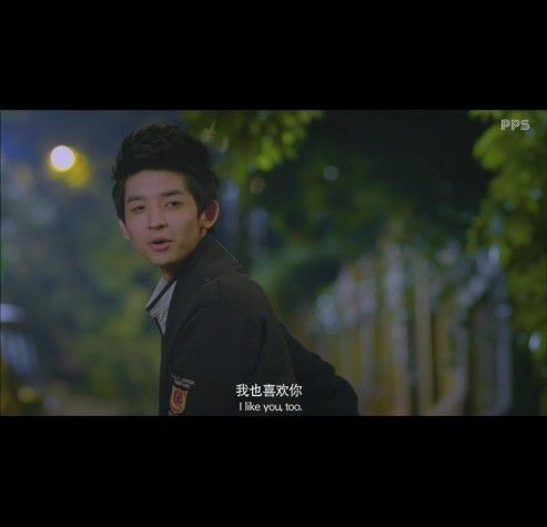 爱你我很小心翼翼