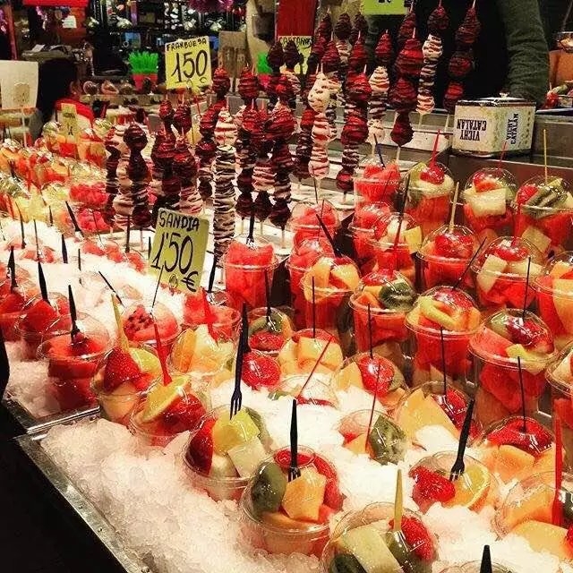 那水果市场的水果杯 简直不能更棒