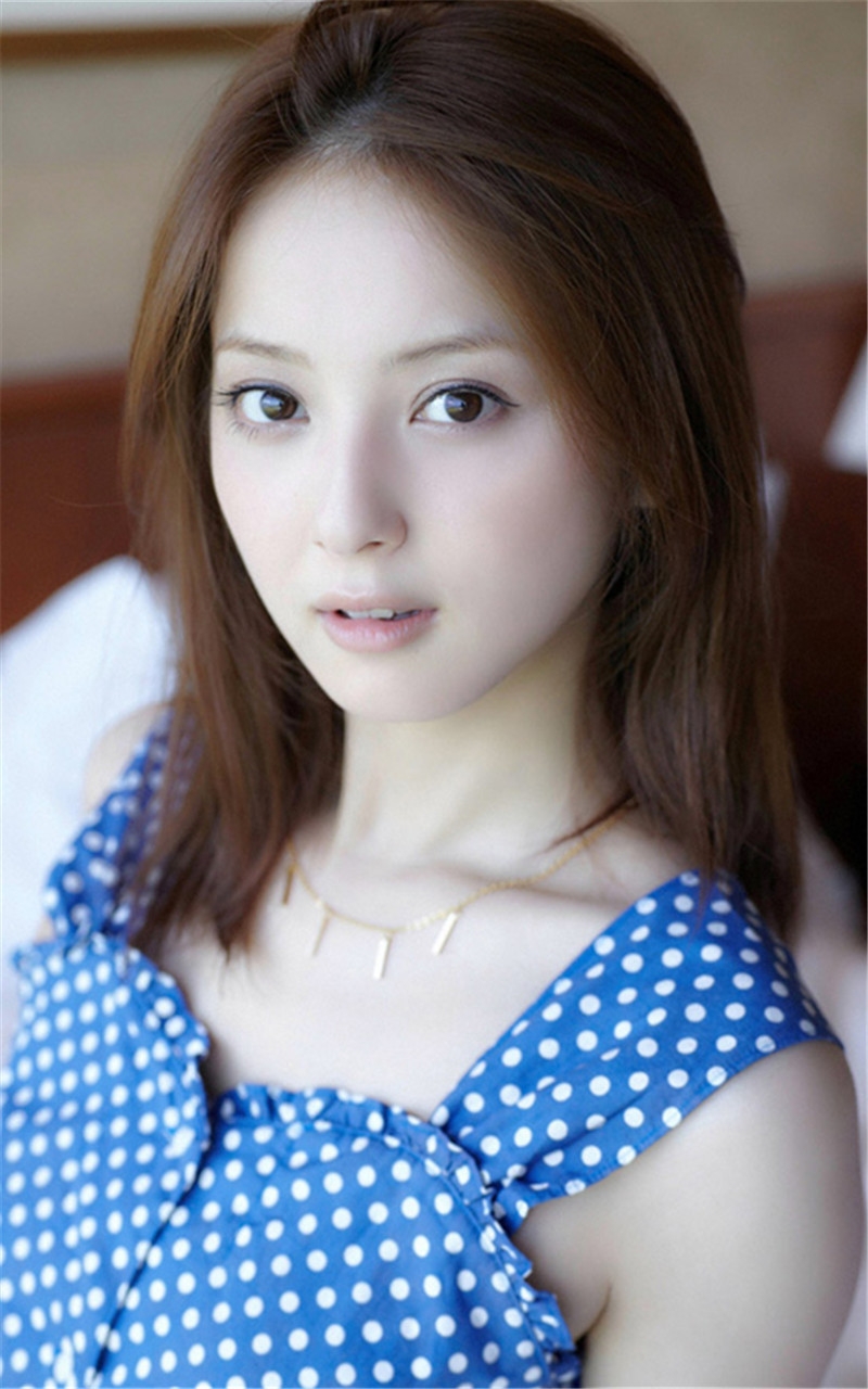 日本清纯养眼美女手机壁纸