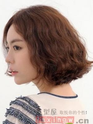 今年流行什么女生发型？时尚潮范的短发发型设计