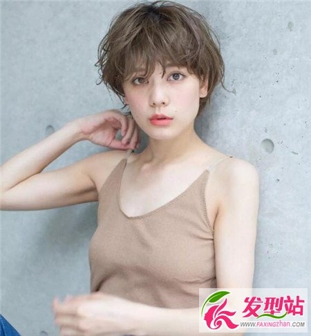 日系露耳朵短发 九款气质短发