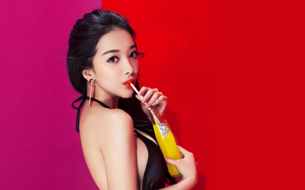 性感美女图片壁纸