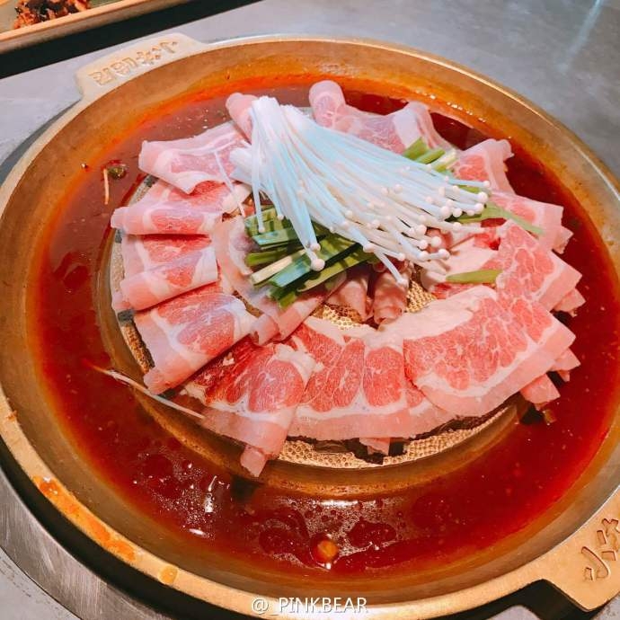 最好的春天就是跟喜歡的人一起吃烤肉。  