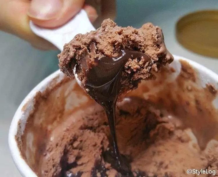 Haagen Dazs 爆浆流心巧克力冰淇淋
