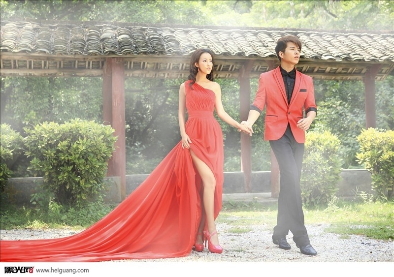 红色恋曲 婚纱照