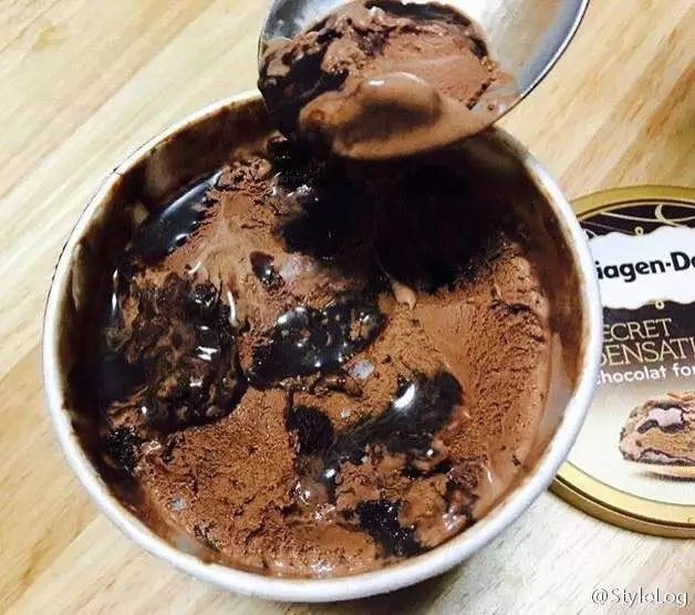 Haagen Dazs 爆浆流心巧克力冰淇淋
