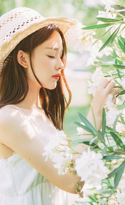 爱上了就是个错  小清新女生图片