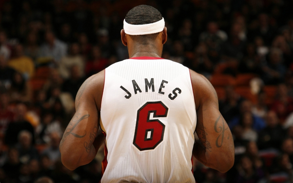 NBA迈阿密热火詹姆斯