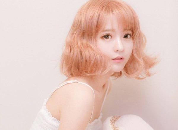 太美腻了！韩国第一美女yurisa短发图片