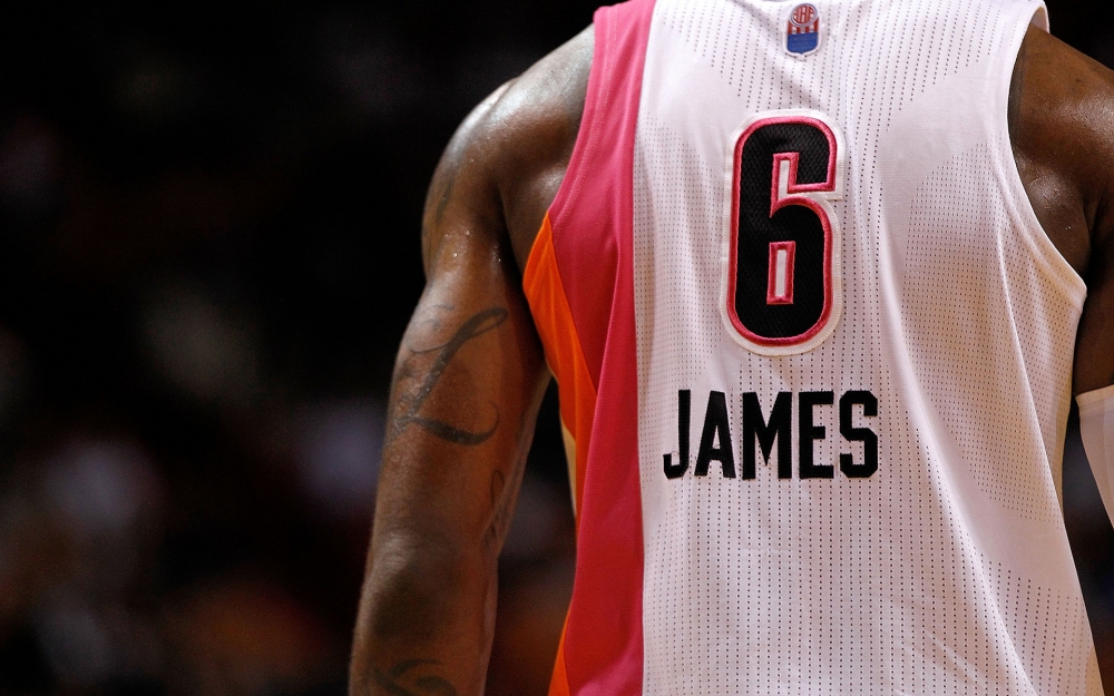 NBA迈阿密热火詹姆斯