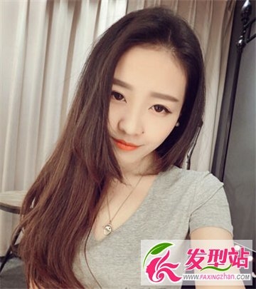 浪漫时尚及腰长发发型 做温柔娴淑的甜妹子