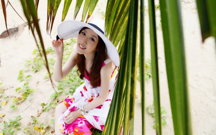 清新长裙美女写真电脑壁纸