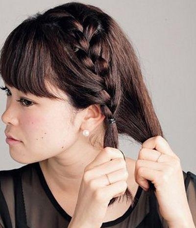 两款时尚的编发发型 美丽大方简单易学