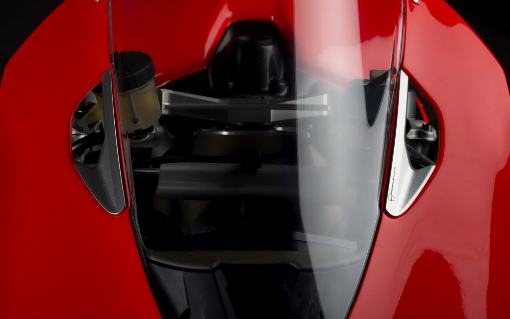 杜卡迪 DUCATI 1199高清宽屏壁纸