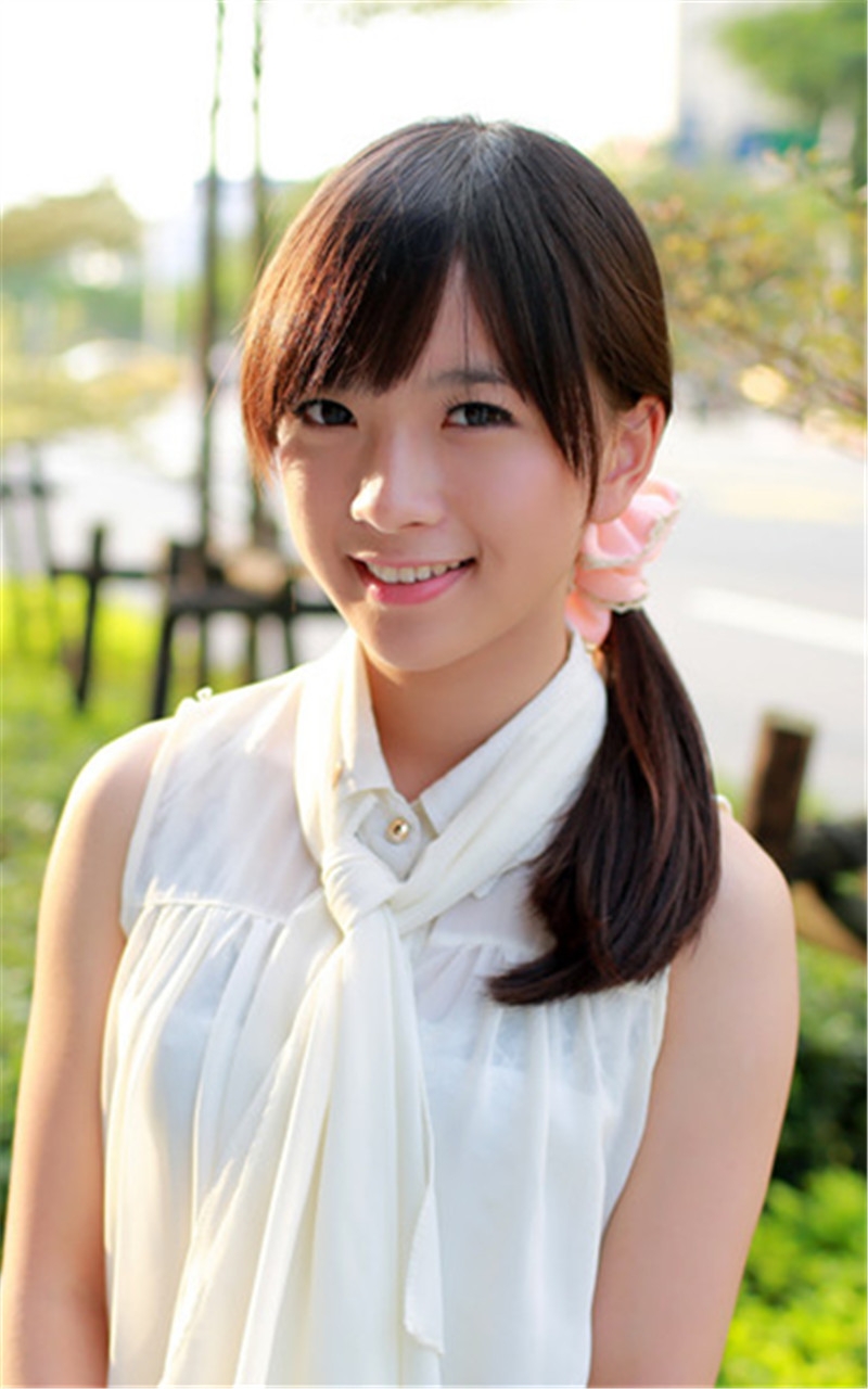 夏日清新养眼美女手机壁纸