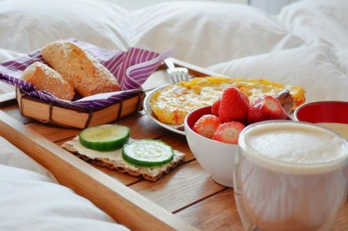 起床的动力就是早餐