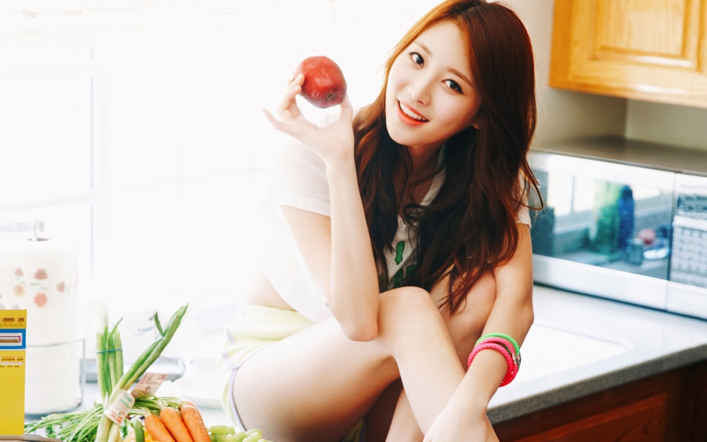 韩国美女组合Girls Day成员金亚荣图片桌面壁纸下载6