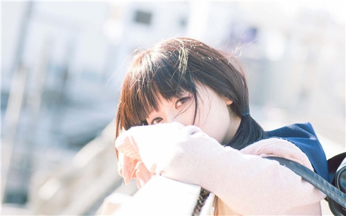 小清新女生图片 做一个简单的人