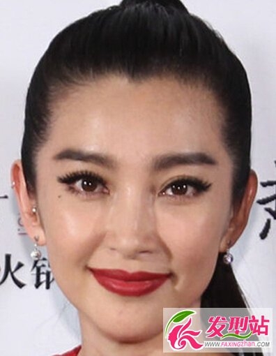 发型设计与脸型搭配技巧 女星亲身身示范脸型发型