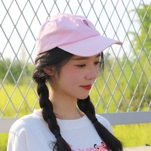 美艳绝世善良温柔小女生头像