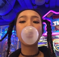 唯一的本钱就是青春 大眼睛QQ美女头像