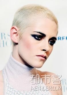 帅气难挡的简单短发发型