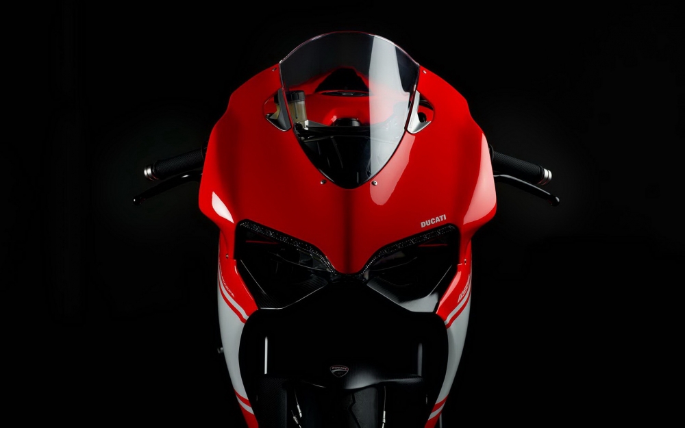 杜卡迪 DUCATI 1199高清宽屏壁纸