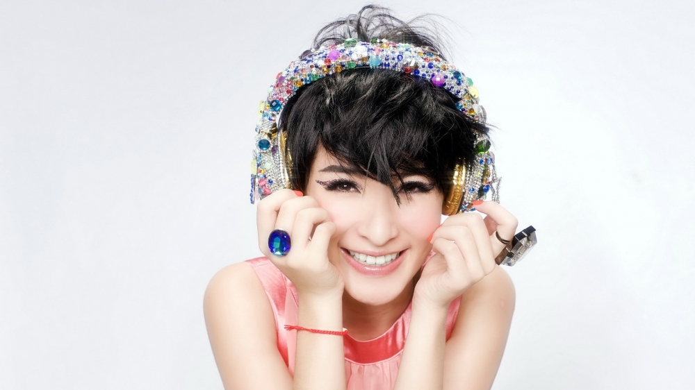 性感美女高清大图桌面壁纸
