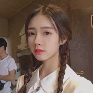 美艳绝世善良温柔小女生头像