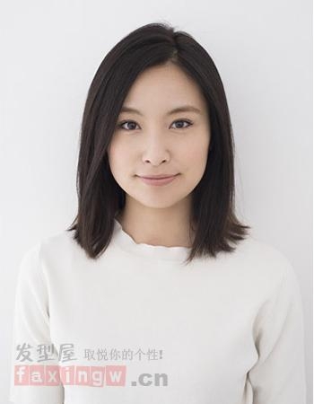 齐肩发扎法图解教程  简单马尾也显美