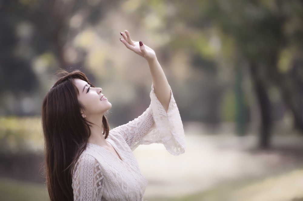 气质美女养眼街拍图片桌面壁纸