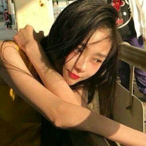 花容月貌唯美清纯小女生头像
