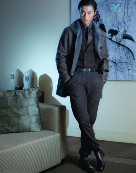 中国男模拍摄Armani Collezioni西装写真
