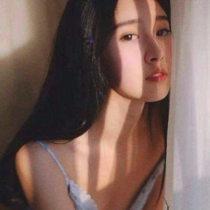 花容月貌唯美清纯小女生头像