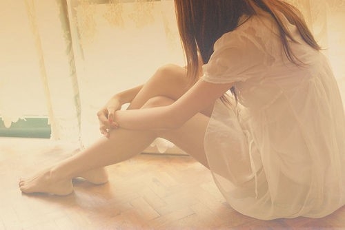 时光残留了谁的背影 唯美小清新女生图片