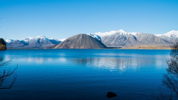 新西兰白鹭湖风景宽屏壁纸