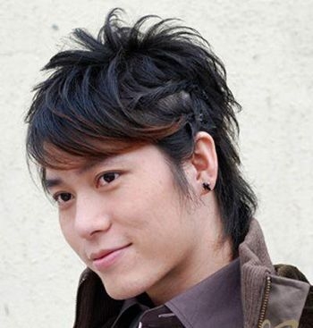 男孩长发发型