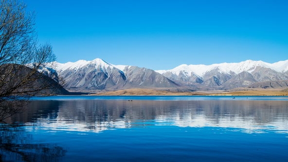新西兰白鹭湖风景宽屏壁纸