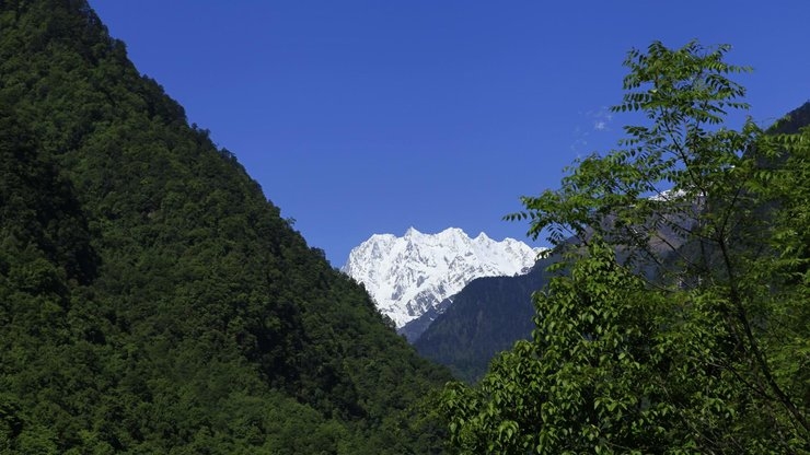 川藏线自驾游拍美丽风景