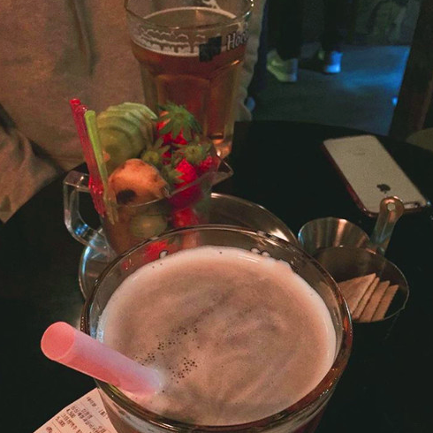 夏天最喜欢的运动就是吃冰了