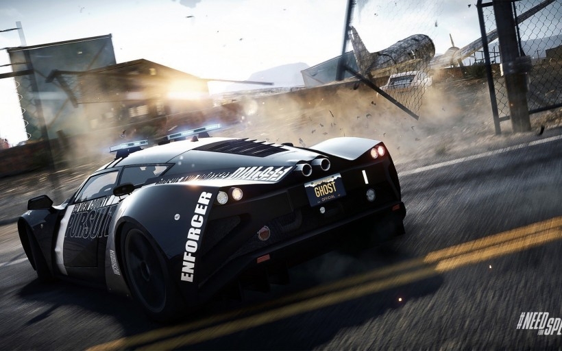 俄罗斯怪杰跑车Marussia B2跑车桌面壁纸