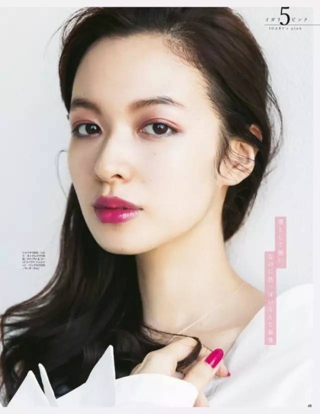 绝美的发型与妆容搭配  美成小仙女！