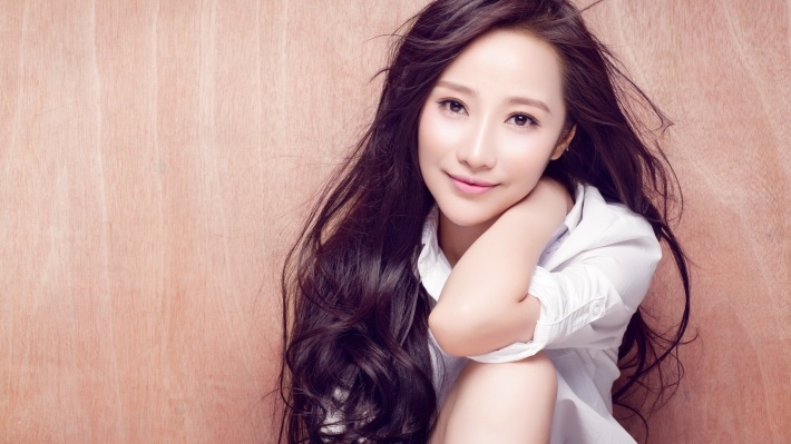 美女明星王梦婷时尚写真电脑壁纸