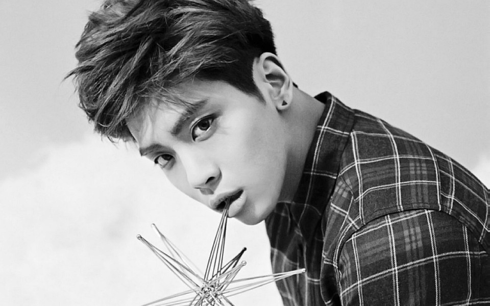 SHINee《Dream Girl》壁纸