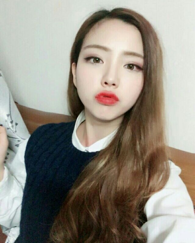 偶尔羡慕情侣 偶尔庆幸自由