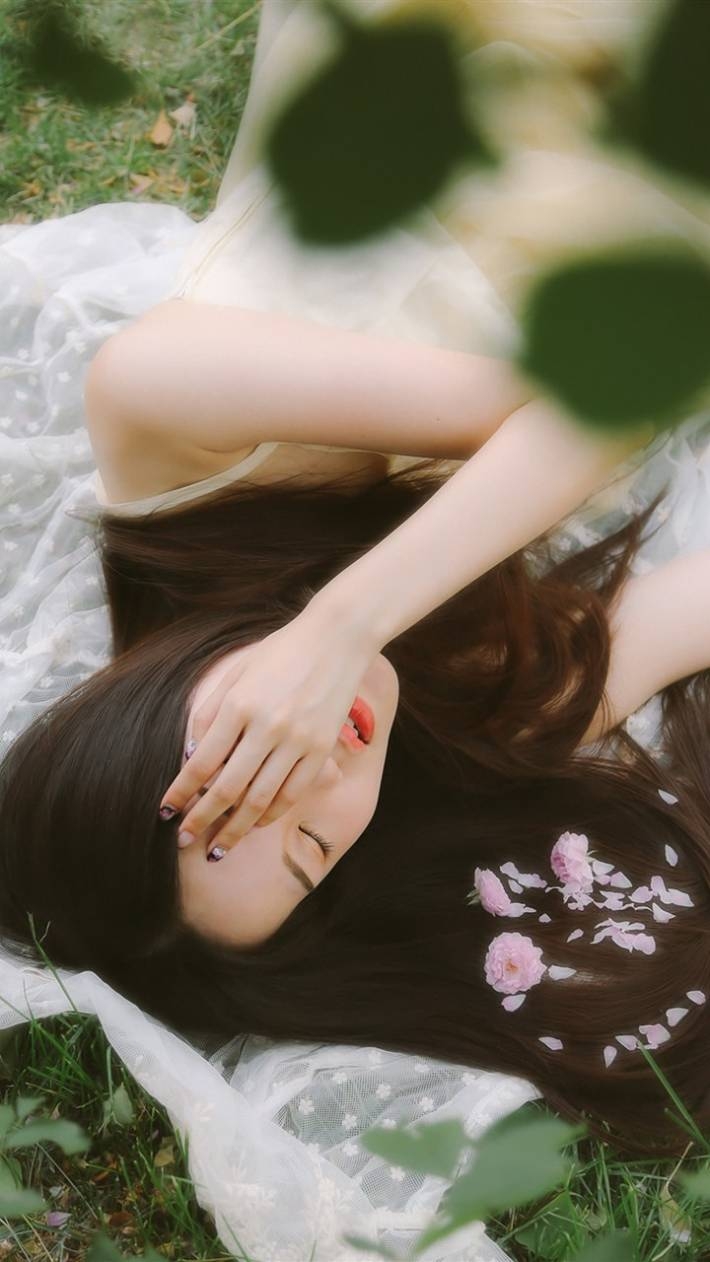 清纯气质美女唯美写真安卓壁纸下载